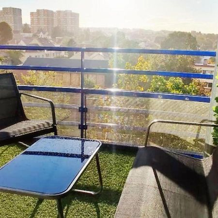 T4 Massy Tgv By Beds4Wanderlust - 80M2 Avec Terrasse Et Bureau - Proche Coulee Verte - Ideal Pro Ou Famille Екстериор снимка